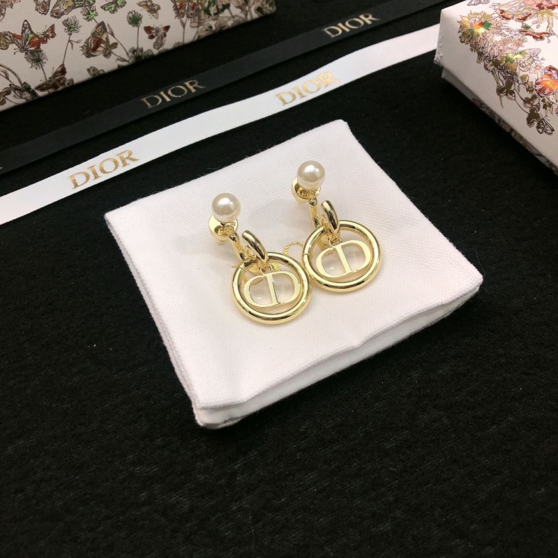 chr1st1an D10r earrings
